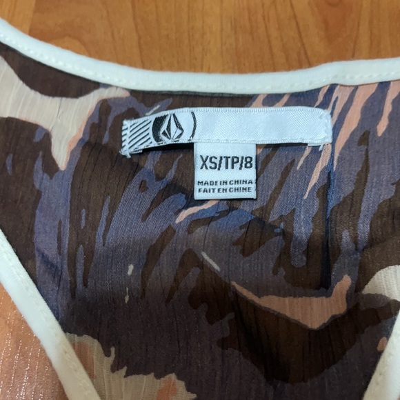 Volcom tank top - Picture 3 of 4